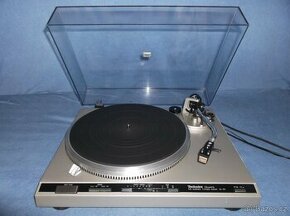 Gramofon TECHNICS SL-Q3