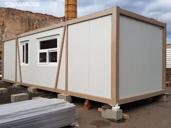 Obytný/kancelářský kontejner o rozměru 3 x 8 m