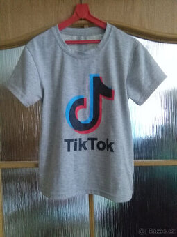 BAVLNĚNÉ NOVÉ TRIČKO TIK TOK VEL.116