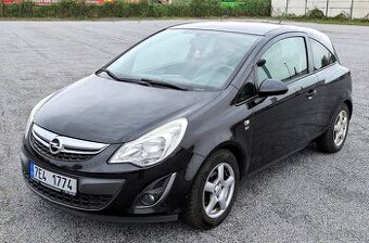 Opel Corsa D 1,4 64 kW r.v. 2012, 2x klíč, 2x kola, serviska