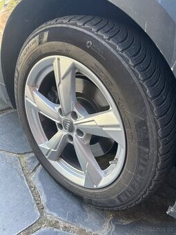 Prodám AUDI originál disky R18 na zimních pneu MCHELIN PILOT