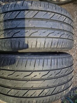Pneu 235/45/17 2 kusy