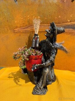 🧙♀️ Socha „Babka z lesa“