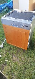Myčka Electrolux