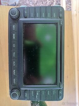 Skoda Octavia 2 autoradio Nexus s navigaci