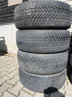 225/55R17 - 1