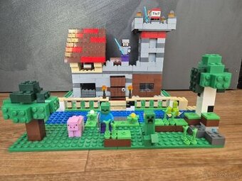 Lego Minecraft 21161