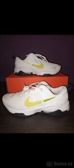 Nike air zoom Bella 6 tenisky
