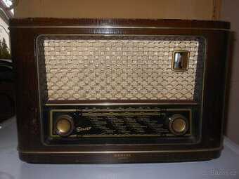 Staré rádio Siemens - UKW - Super 562W