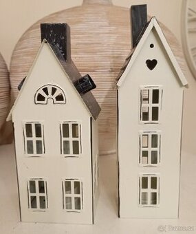 Skandinávský domek jako svícen