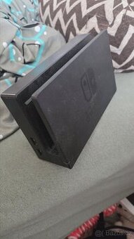 Nintendo switch dokovací stanice