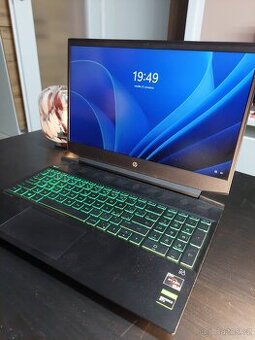 Herní notebook HP