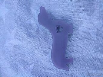 Mýdlo pes fialová barva