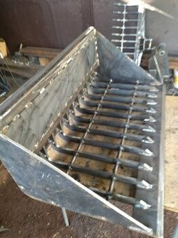 Prosívací,třídící lžíce na nakladač