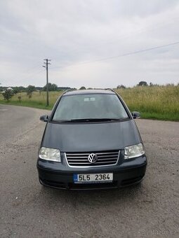 Volkswagen Sharan 2.0 TDi 103 kW