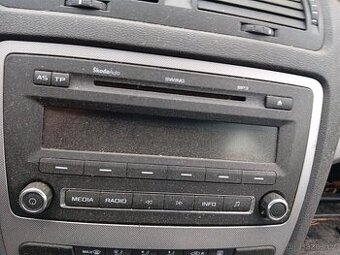 Škoda Octavia rádio a climatronic