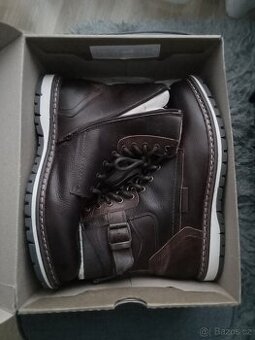 Pánské kotníkové boty Baťa vel. 46