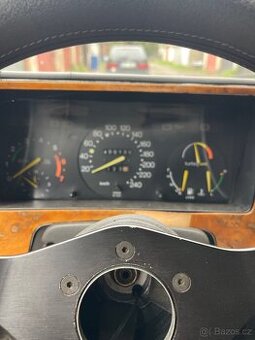 Saab 900 turbo přístrojová deska