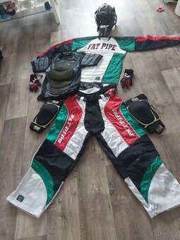 florbalova brankářská vybava..