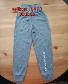 Tepláky FC Viktoria