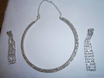 ženě do divadla, na plesy: dárkový set-kolekce