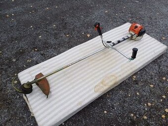 Křovinořez Stihl FS 100