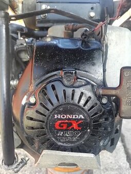 Vibrační pěch BOMAG