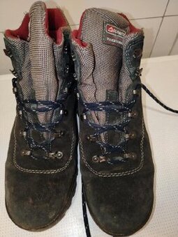 Trekové boty vel.42 téměř nenošené zn.DOLOMIT