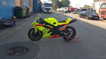 Yamaha r1 Okruhovka