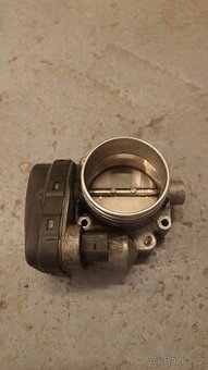 Škrtící klapka bmw M54