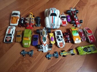 Prodám sběratelské modely aut