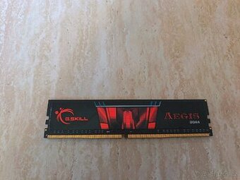 RAM DDR4 16GB do stolního PC