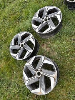 Hliníková kola hyundai tucson r19 3 ks kusovky
