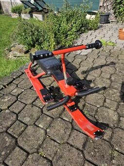 Retro dětský skibob Čuk a Gek (Vostok) – TOP původní stav
