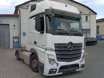 Mercedes Benz Actros 1845 - 1