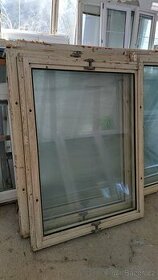 Okno dřevěné kyvné - 7 kusů