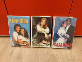 Knihy - telenovely Kasandra a Esmeralda