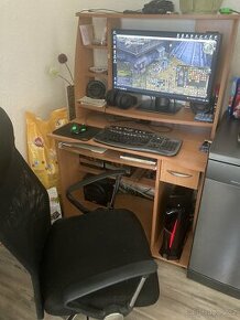PC stůl a židle