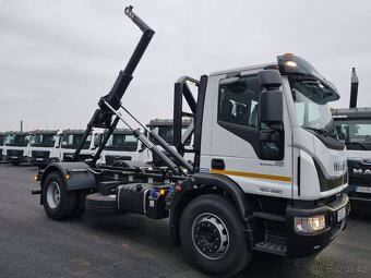 NOVÉ IVECOTRAKTOR NOSIČ KONTEJNERU 10T