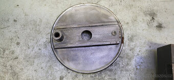 zadní brzdový štít Jawa Pérák 160 mm
