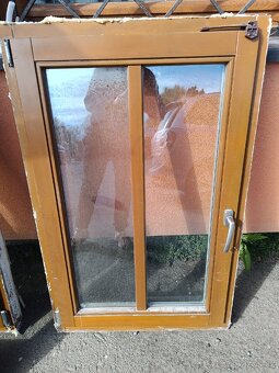 Okno EURO 770x1170MM, zlatý dub, dvojsklo, starší