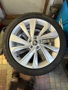 Kompletní zimní kolo Riegel 17" pro Škoda Fabia iv 215/45/1