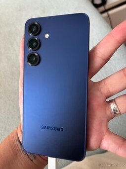 Výměna za iphone 16 pro max.a watch ultra