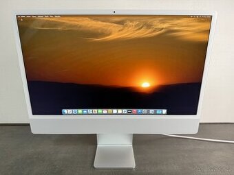Apple iMac 24''2023 / M3 / 8GB / 256GB SSD / Silver