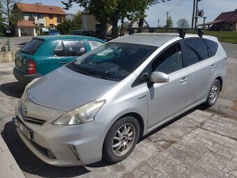 Toyota Prius plus