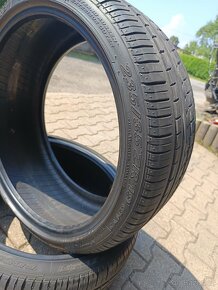 Pirelli 235 35 r19
