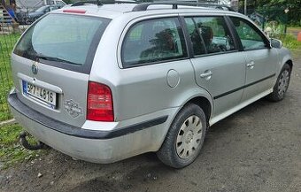 Škoda Octavia 1 Rok 2005 Bez STk