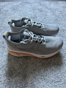 Běžecké boty Asics Gel Nimbus 26 šedé
