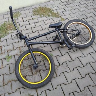 Freestyle bmx fiend