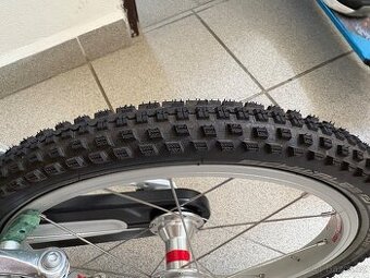 Woom 3 + helma woom velikost S